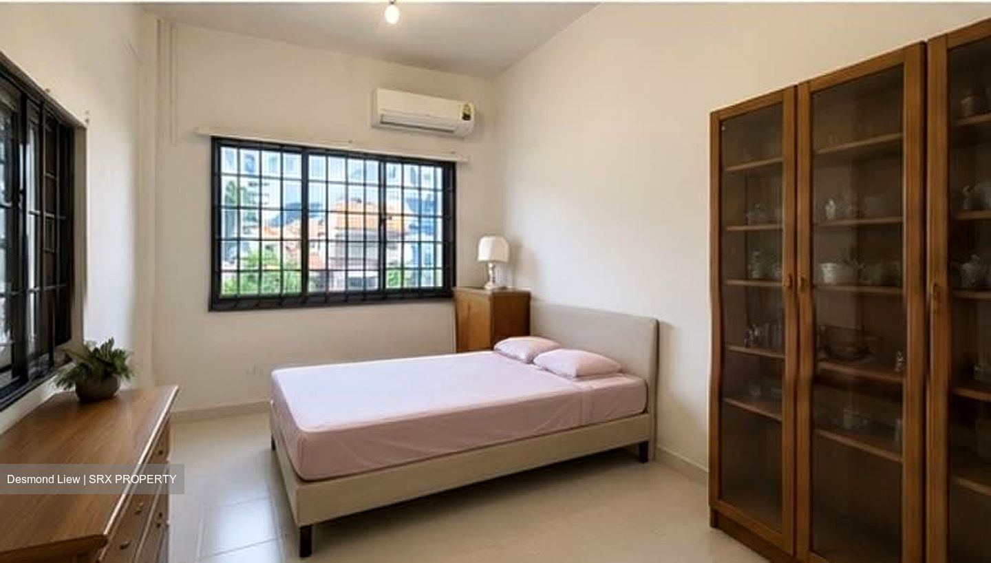 Sennett Estate (D13), Terrace #592495451